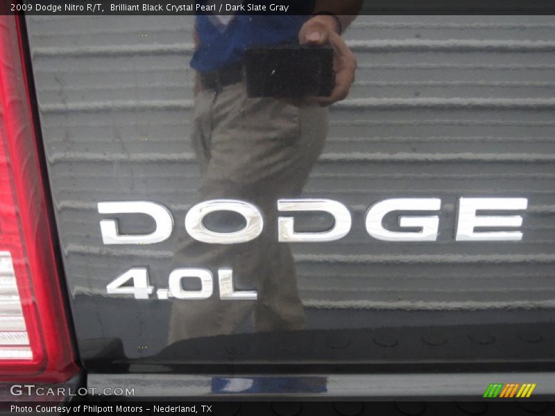 Brilliant Black Crystal Pearl / Dark Slate Gray 2009 Dodge Nitro R/T