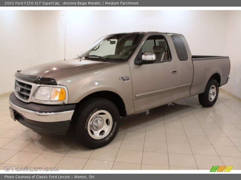 Front 3/4 View of 2001 F150 XLT SuperCab