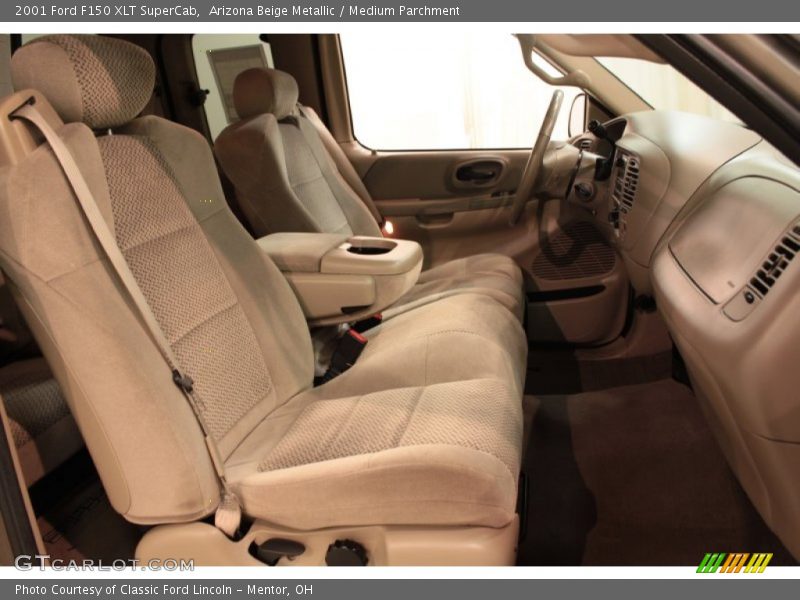 Arizona Beige Metallic / Medium Parchment 2001 Ford F150 XLT SuperCab