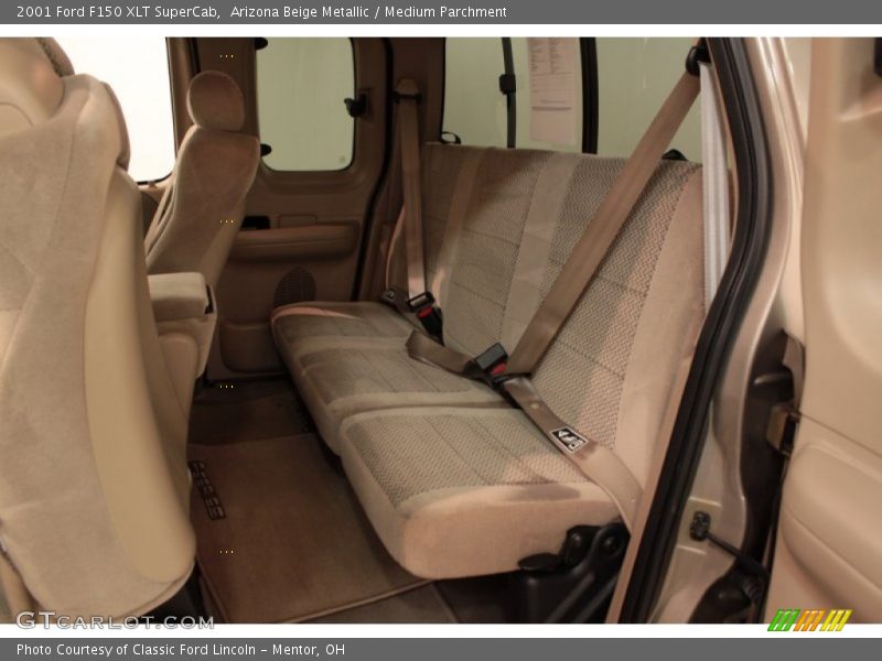 Arizona Beige Metallic / Medium Parchment 2001 Ford F150 XLT SuperCab