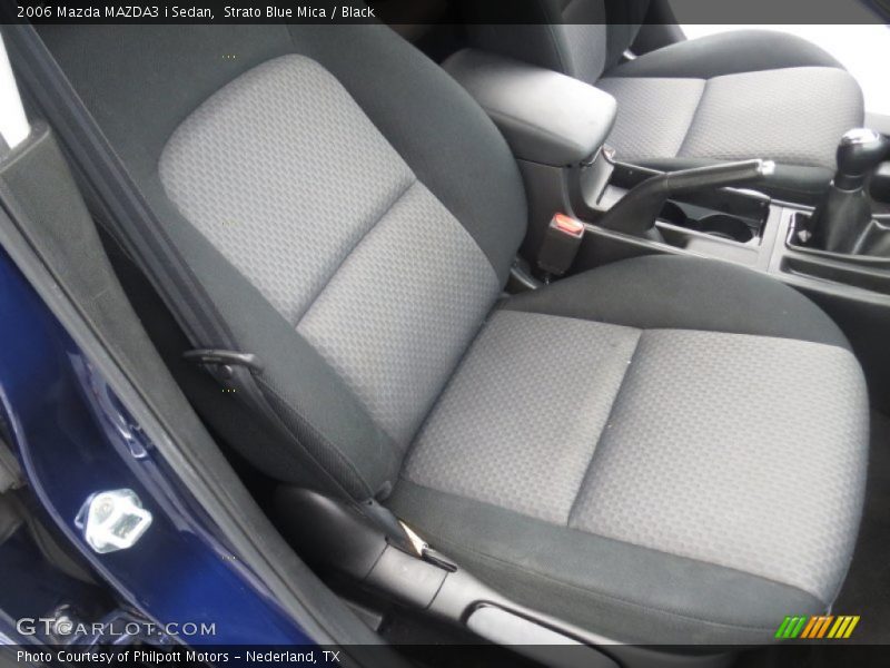 Strato Blue Mica / Black 2006 Mazda MAZDA3 i Sedan