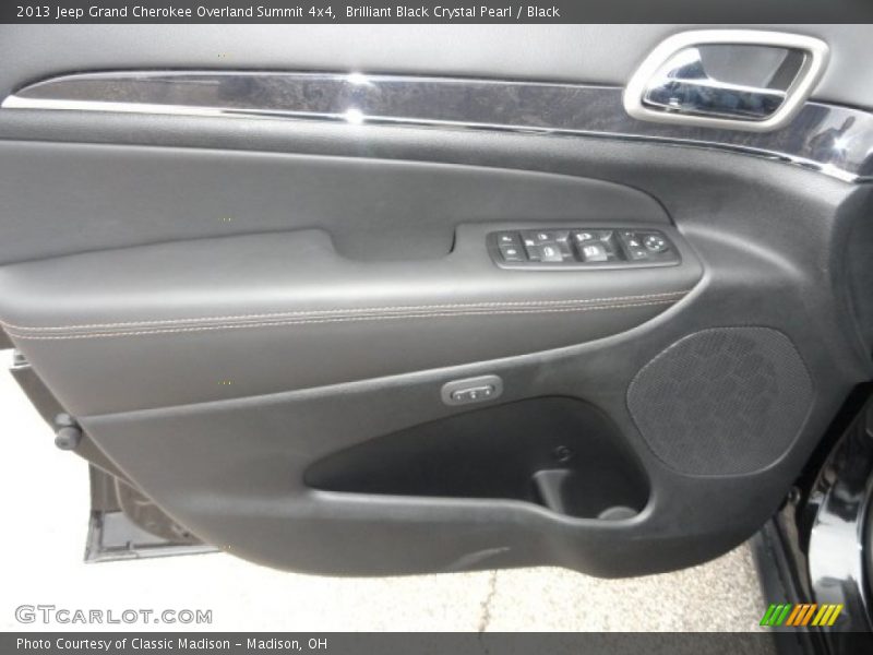 Brilliant Black Crystal Pearl / Black 2013 Jeep Grand Cherokee Overland Summit 4x4