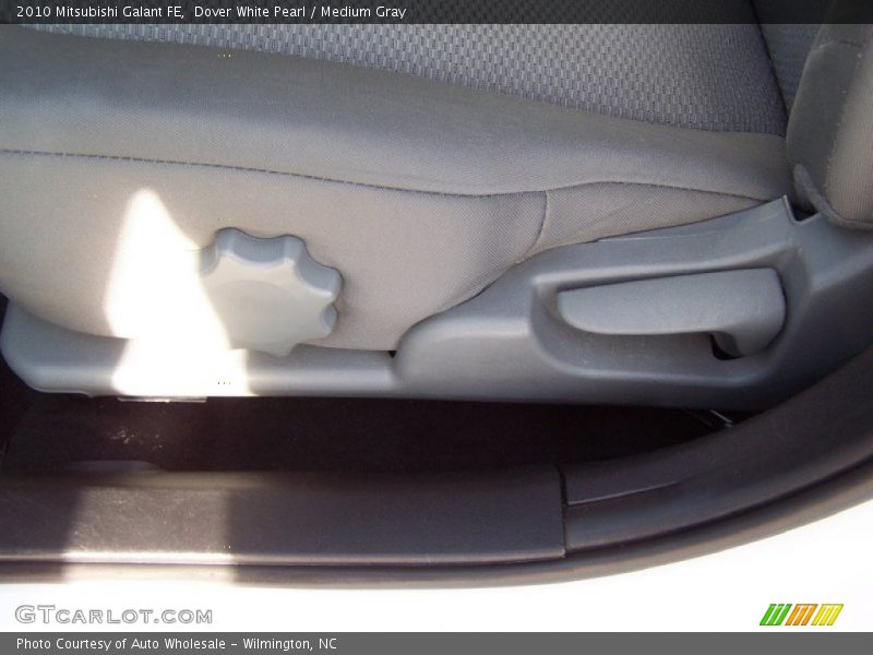 Dover White Pearl / Medium Gray 2010 Mitsubishi Galant FE
