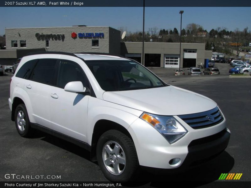 Pearl White / Beige 2007 Suzuki XL7 AWD