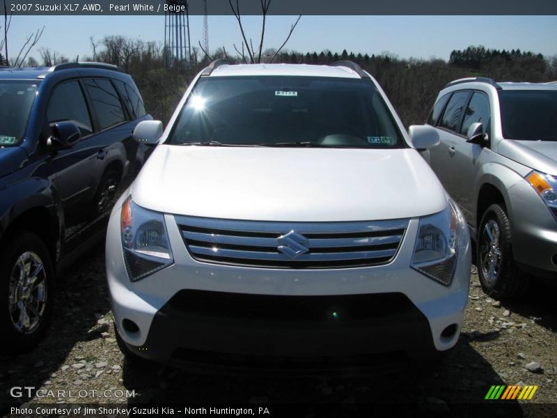 Pearl White / Beige 2007 Suzuki XL7 AWD