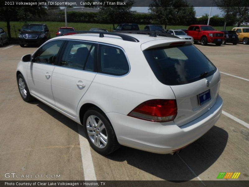 Candy White / Titan Black 2013 Volkswagen Jetta TDI SportWagen