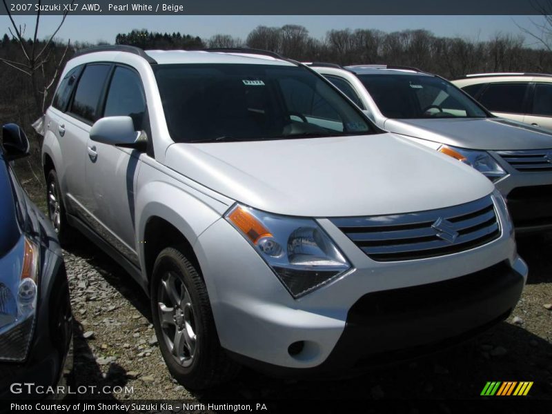 Pearl White / Beige 2007 Suzuki XL7 AWD