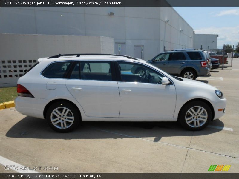 Candy White / Titan Black 2013 Volkswagen Jetta TDI SportWagen