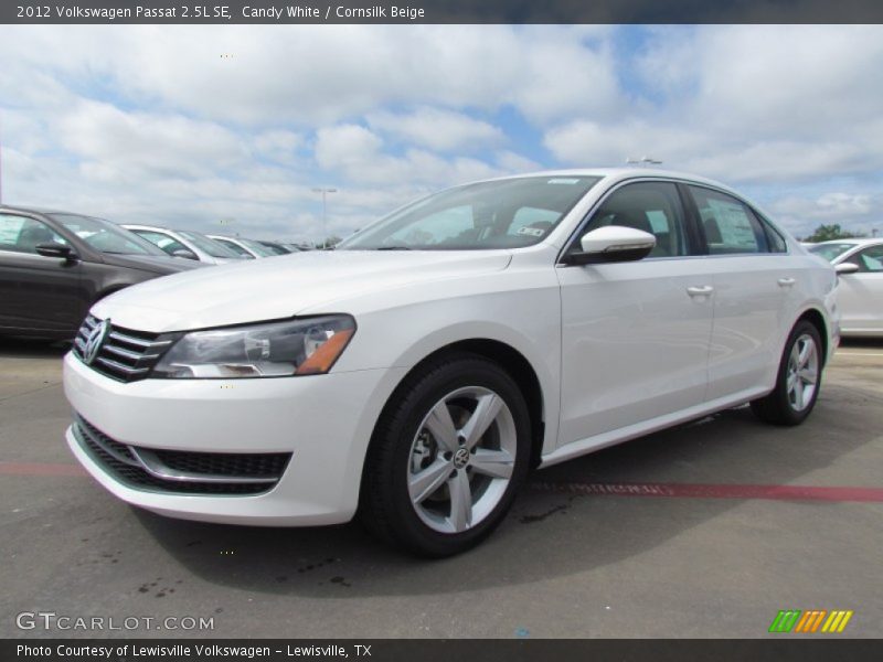 Candy White / Cornsilk Beige 2012 Volkswagen Passat 2.5L SE