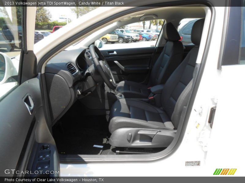 Candy White / Titan Black 2013 Volkswagen Jetta TDI SportWagen