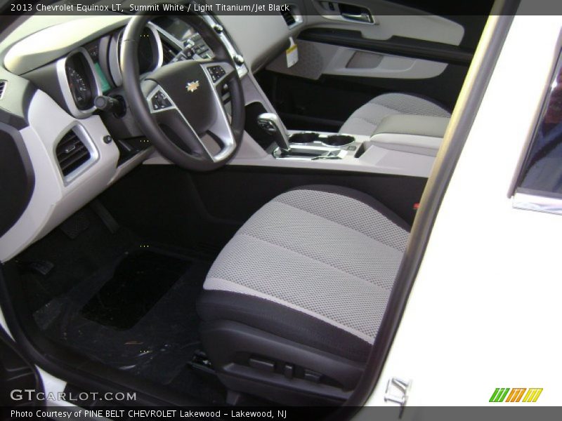 Summit White / Light Titanium/Jet Black 2013 Chevrolet Equinox LT
