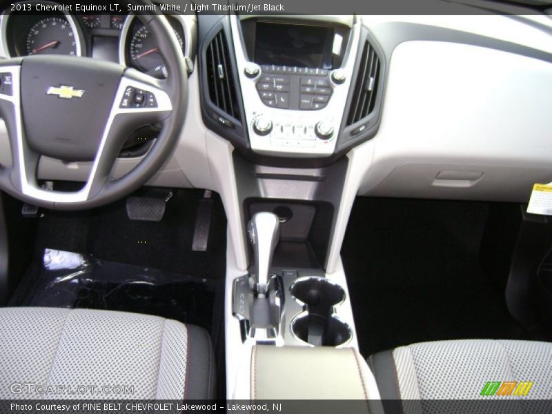Summit White / Light Titanium/Jet Black 2013 Chevrolet Equinox LT