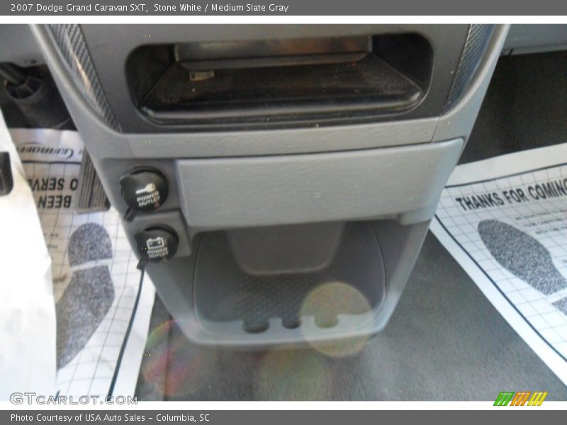 Stone White / Medium Slate Gray 2007 Dodge Grand Caravan SXT