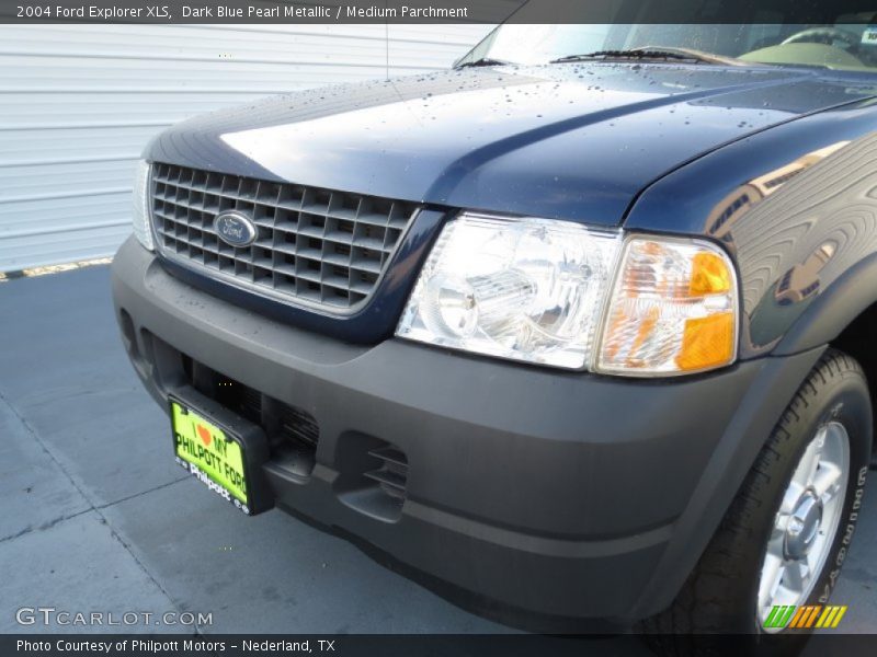 Dark Blue Pearl Metallic / Medium Parchment 2004 Ford Explorer XLS