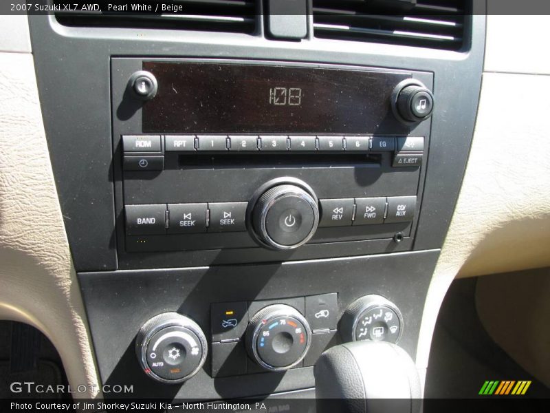 Pearl White / Beige 2007 Suzuki XL7 AWD