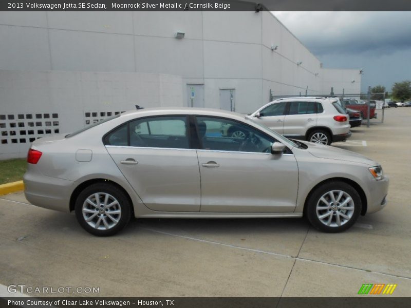 Moonrock Silver Metallic / Cornsilk Beige 2013 Volkswagen Jetta SE Sedan
