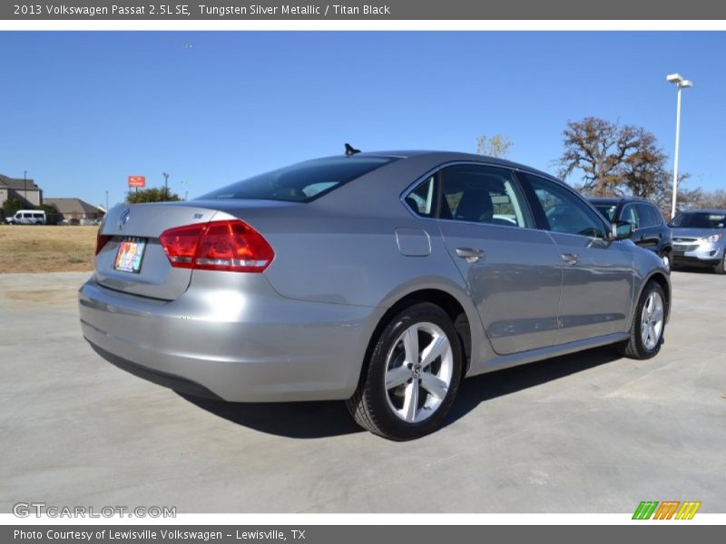 Tungsten Silver Metallic / Titan Black 2013 Volkswagen Passat 2.5L SE