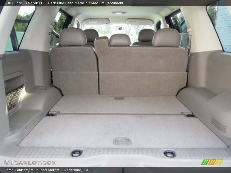 Dark Blue Pearl Metallic / Medium Parchment 2004 Ford Explorer XLS