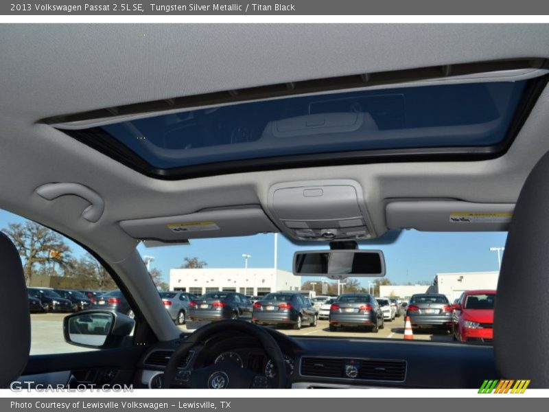 Tungsten Silver Metallic / Titan Black 2013 Volkswagen Passat 2.5L SE