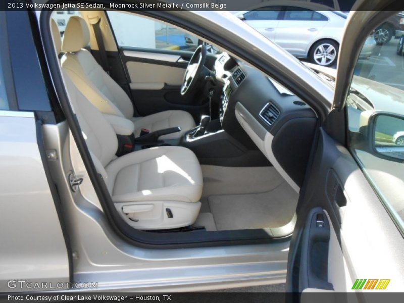 Moonrock Silver Metallic / Cornsilk Beige 2013 Volkswagen Jetta SE Sedan