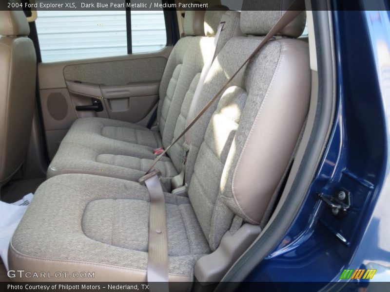 Dark Blue Pearl Metallic / Medium Parchment 2004 Ford Explorer XLS
