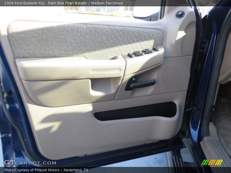 Dark Blue Pearl Metallic / Medium Parchment 2004 Ford Explorer XLS