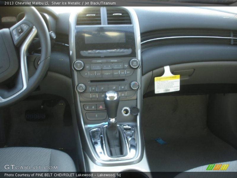 Silver Ice Metallic / Jet Black/Titanium 2013 Chevrolet Malibu LS
