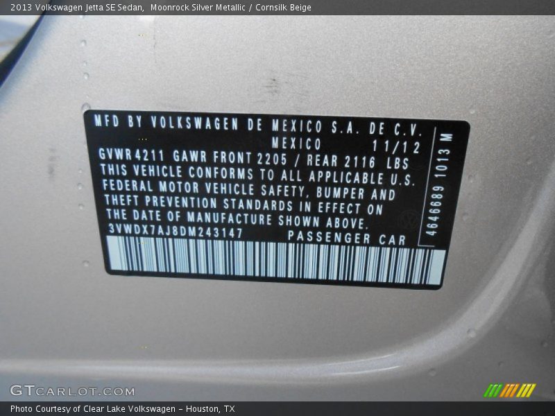 Moonrock Silver Metallic / Cornsilk Beige 2013 Volkswagen Jetta SE Sedan