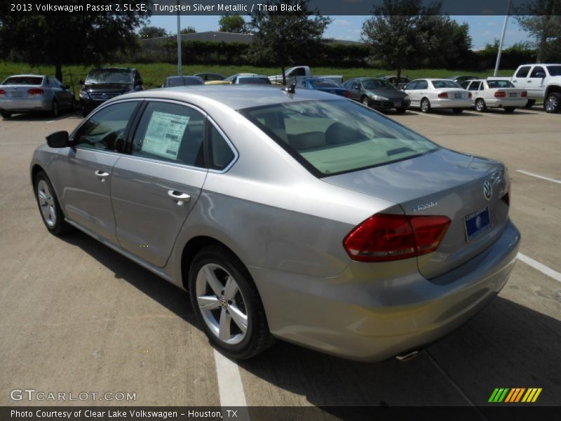 Tungsten Silver Metallic / Titan Black 2013 Volkswagen Passat 2.5L SE