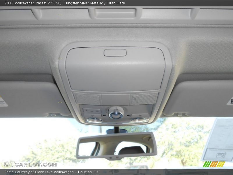 Tungsten Silver Metallic / Titan Black 2013 Volkswagen Passat 2.5L SE