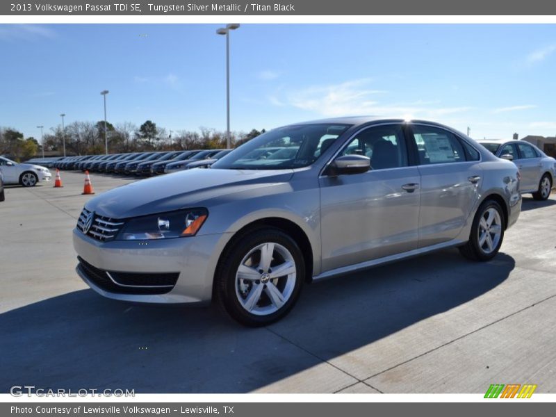 Tungsten Silver Metallic / Titan Black 2013 Volkswagen Passat TDI SE