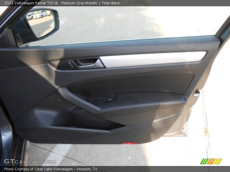 Platinum Gray Metallic / Titan Black 2013 Volkswagen Passat TDI SE