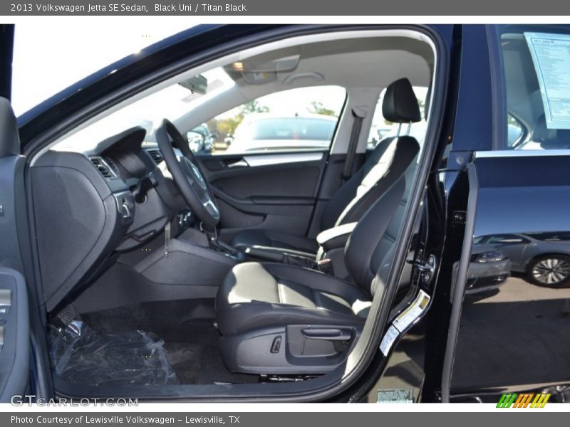 Black Uni / Titan Black 2013 Volkswagen Jetta SE Sedan