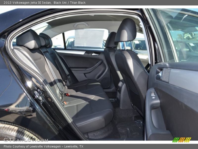Black Uni / Titan Black 2013 Volkswagen Jetta SE Sedan