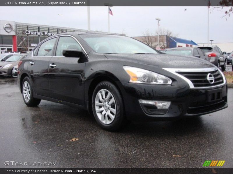 Super Black / Charcoal 2013 Nissan Altima 2.5