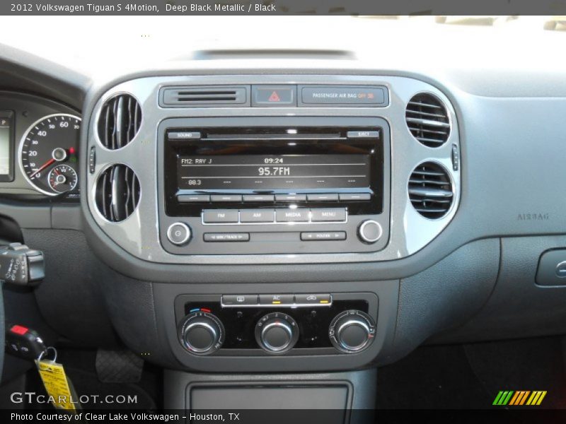 Deep Black Metallic / Black 2012 Volkswagen Tiguan S 4Motion