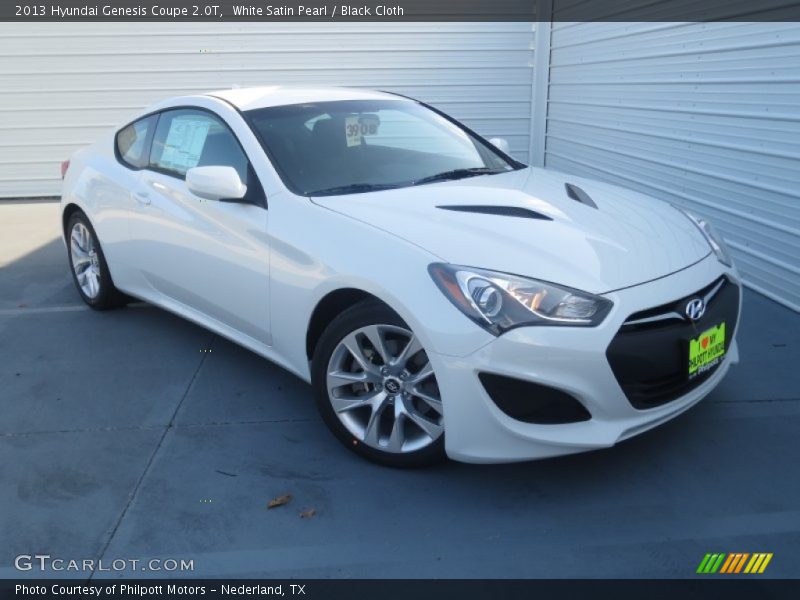 White Satin Pearl / Black Cloth 2013 Hyundai Genesis Coupe 2.0T