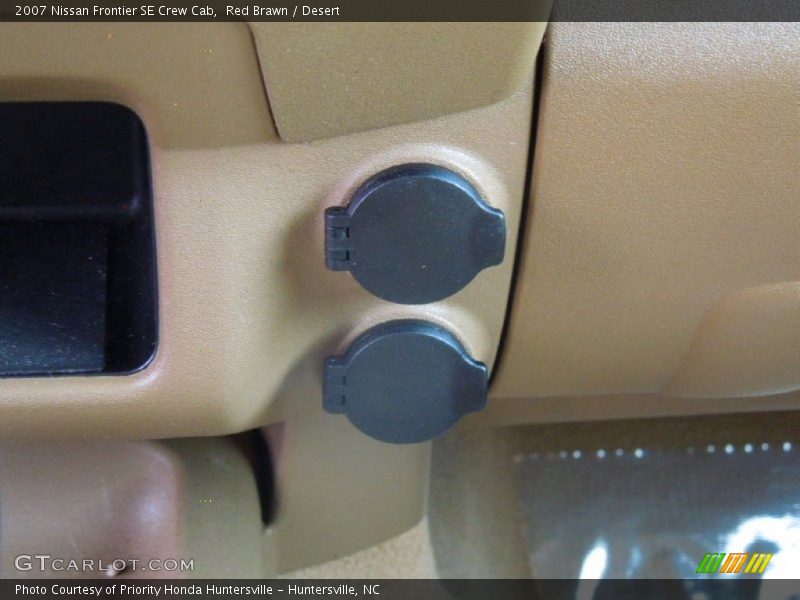 Red Brawn / Desert 2007 Nissan Frontier SE Crew Cab