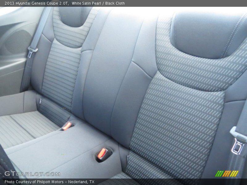White Satin Pearl / Black Cloth 2013 Hyundai Genesis Coupe 2.0T