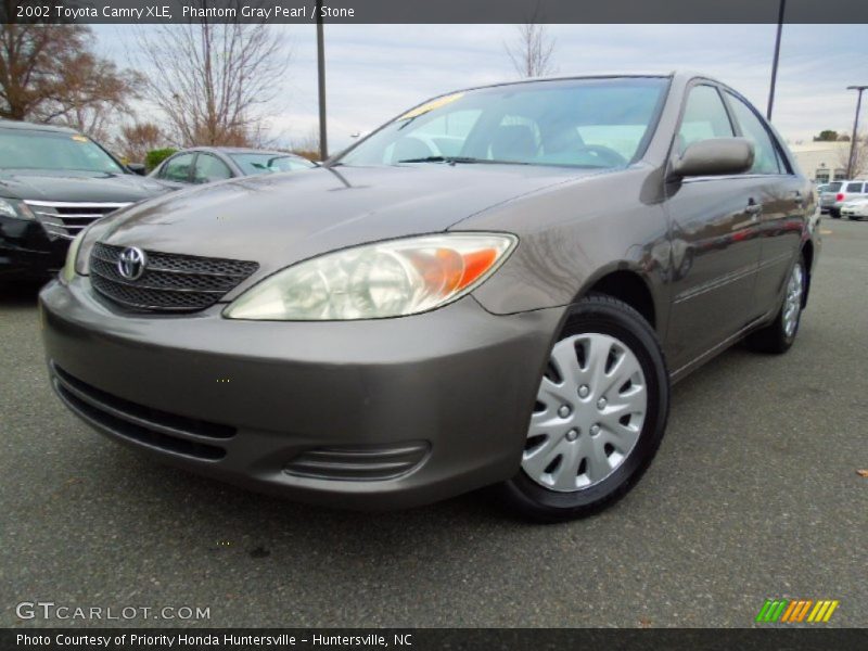 Phantom Gray Pearl / Stone 2002 Toyota Camry XLE