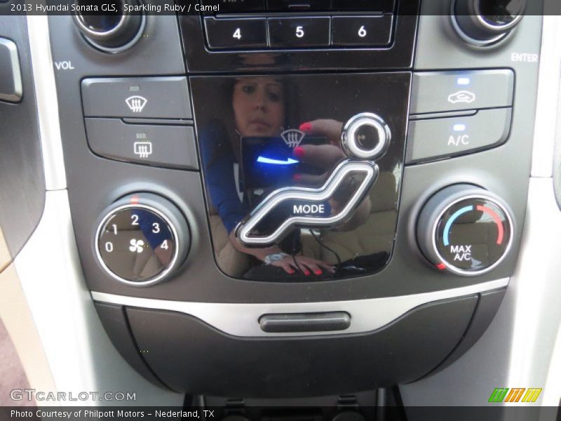 Sparkling Ruby / Camel 2013 Hyundai Sonata GLS