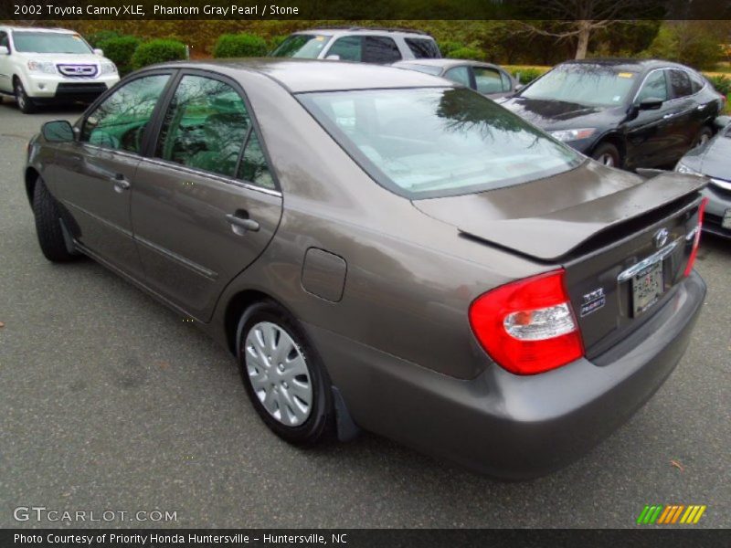 Phantom Gray Pearl / Stone 2002 Toyota Camry XLE