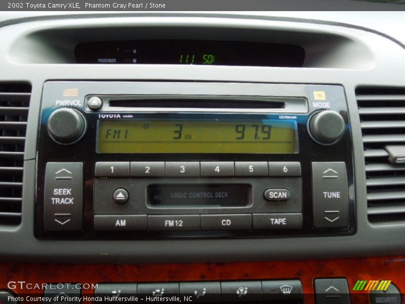Phantom Gray Pearl / Stone 2002 Toyota Camry XLE
