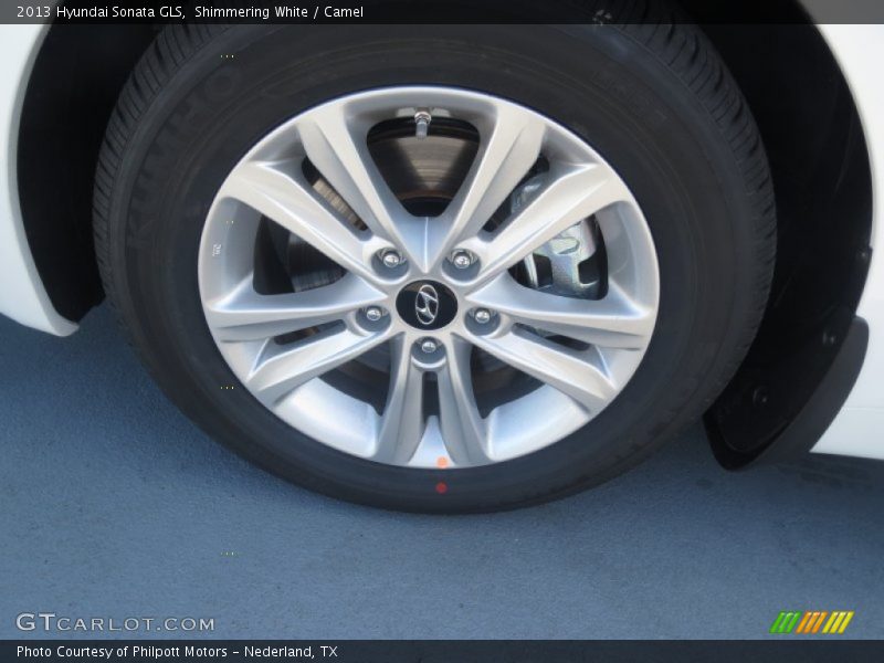 Shimmering White / Camel 2013 Hyundai Sonata GLS