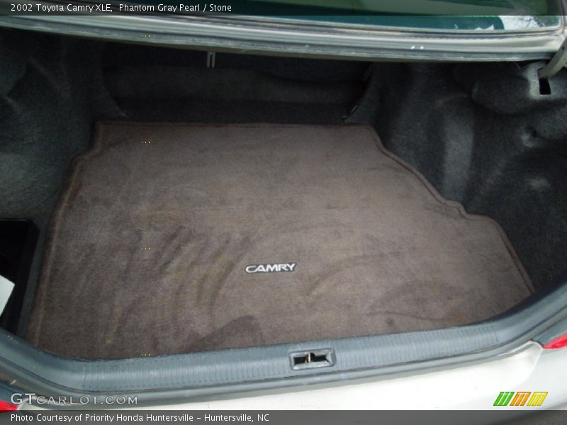 Phantom Gray Pearl / Stone 2002 Toyota Camry XLE