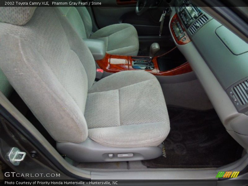 Phantom Gray Pearl / Stone 2002 Toyota Camry XLE
