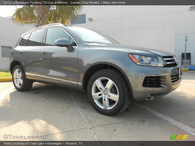 Canyon Gray Metallic / Black Anthracite 2012 Volkswagen Touareg TDI Lux 4XMotion