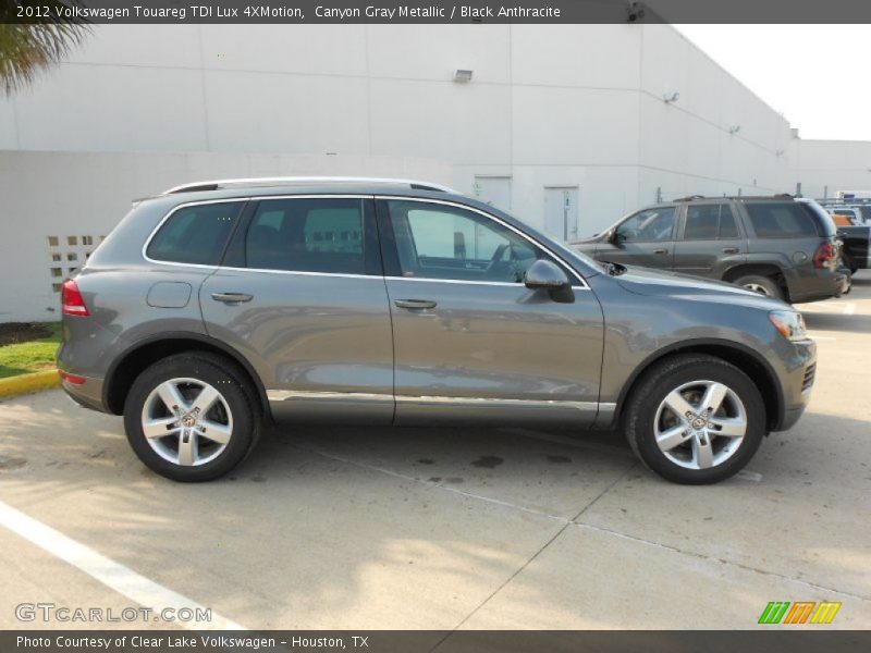 Canyon Gray Metallic / Black Anthracite 2012 Volkswagen Touareg TDI Lux 4XMotion