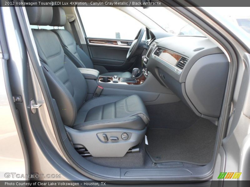 Canyon Gray Metallic / Black Anthracite 2012 Volkswagen Touareg TDI Lux 4XMotion