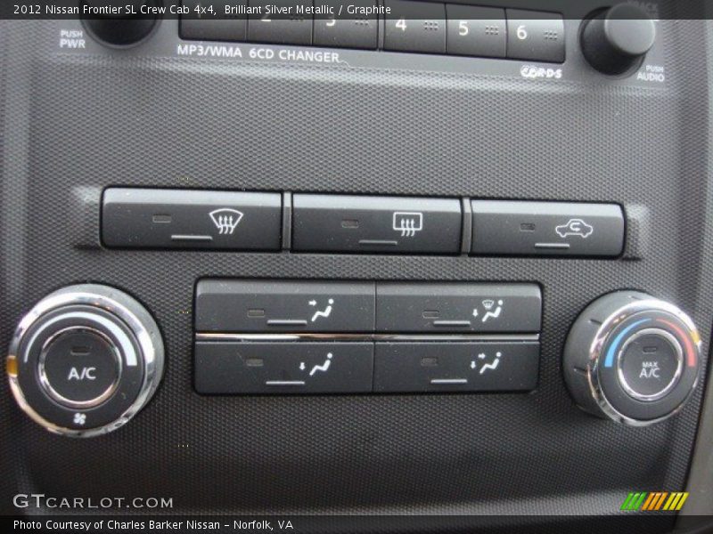 Brilliant Silver Metallic / Graphite 2012 Nissan Frontier SL Crew Cab 4x4